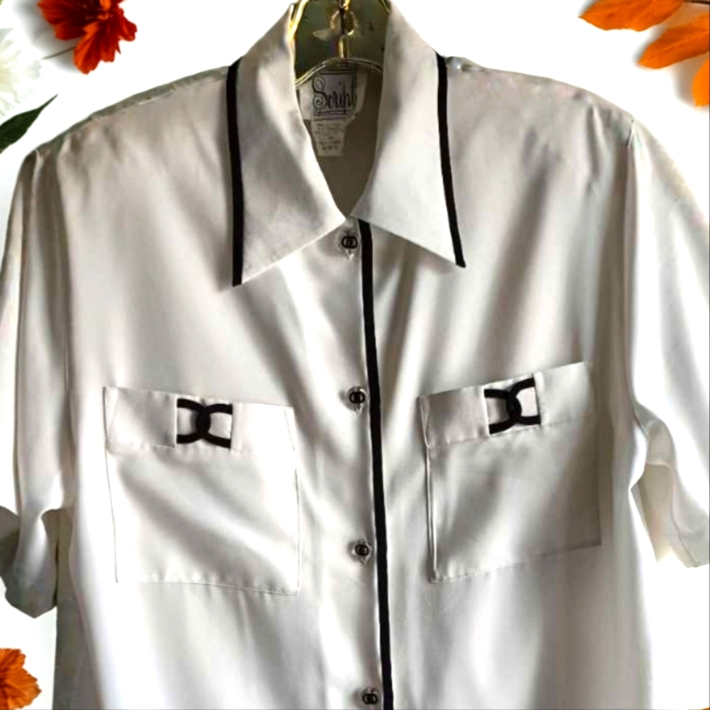 M🩷Vintage Designer Style White Button Down Shirt with Black Accents - Picture 3 of 7